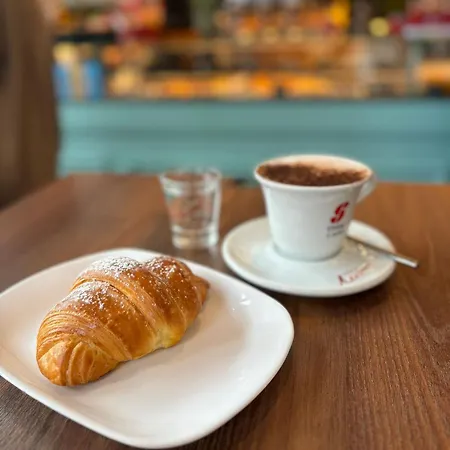 לינה וארוחת בוקר 4roomz