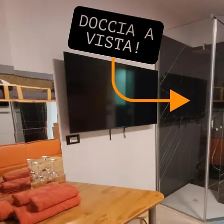 לינה וארוחת בוקר 4roomz