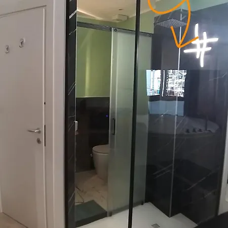 4roomz לינה וארוחת בוקר בולוניה