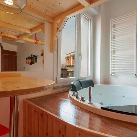 4roomz לינה וארוחת בוקר בולוניה