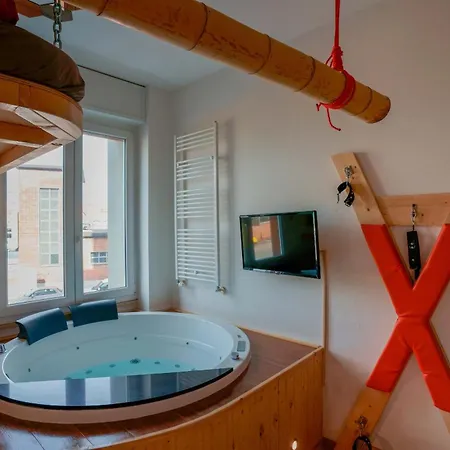 לינה וארוחת בוקר 4roomz