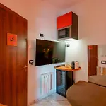 Bed & Breakfast 4roomz Bologna