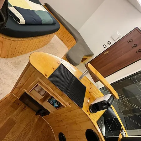 4roomz Oda ve Kahvaltı 3*