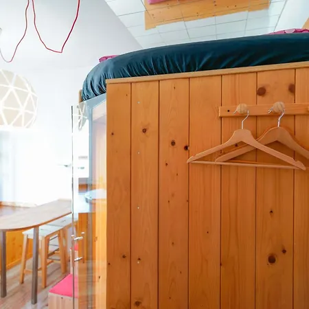 Bed & Breakfast 4roomz