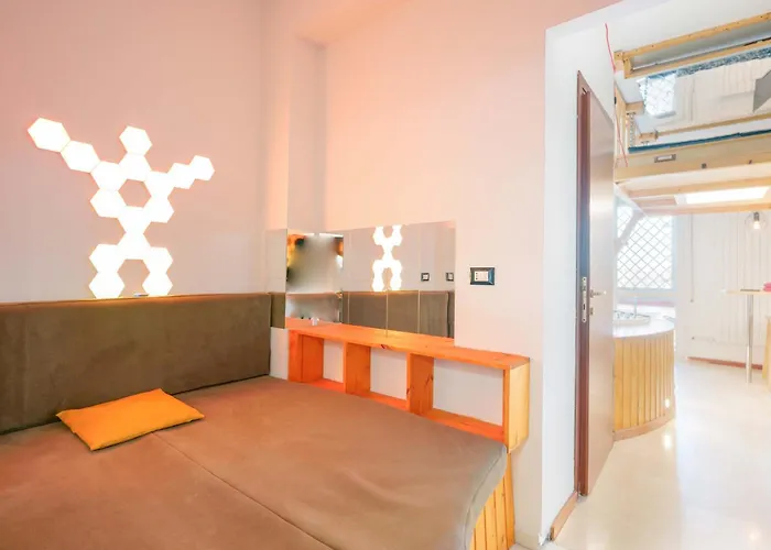 4roomz Bed & Breakfast 3*