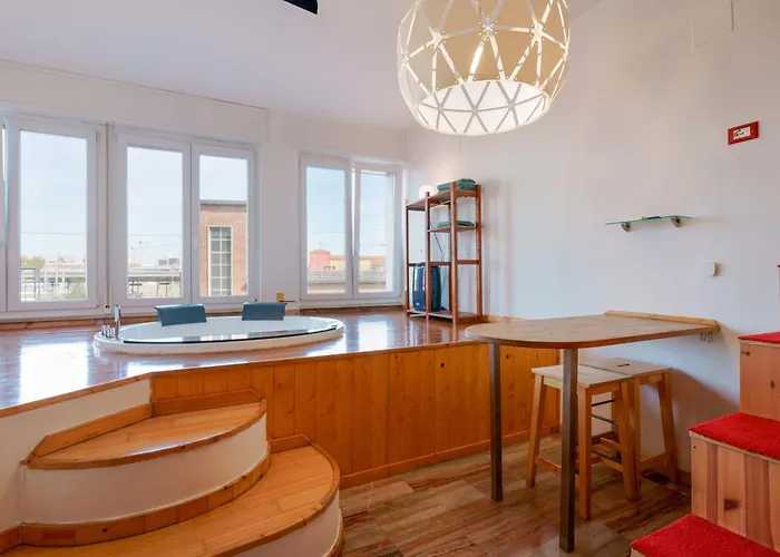 Couette-café 4roomz 3*