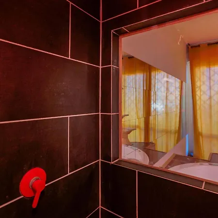 4roomz Отель типа 