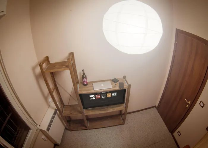 4roomz Bed & Breakfast