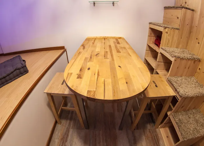 住宿加早餐酒店 4roomz