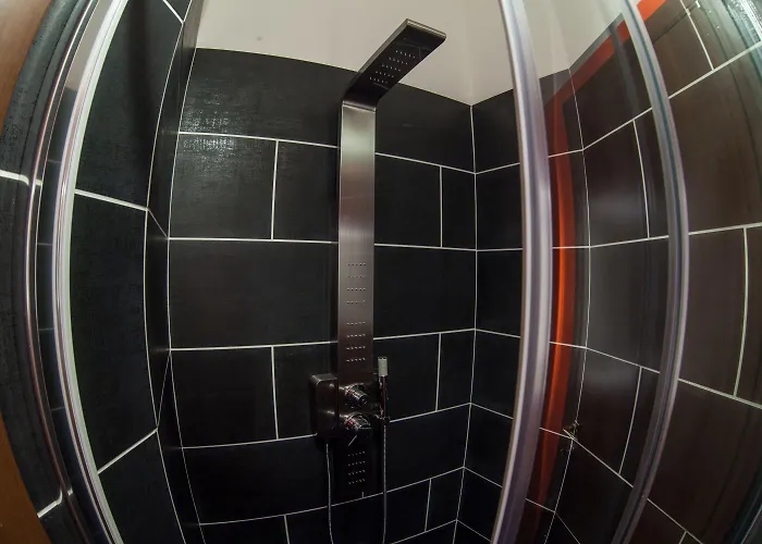 4roomz 住宿加早餐酒店 3*